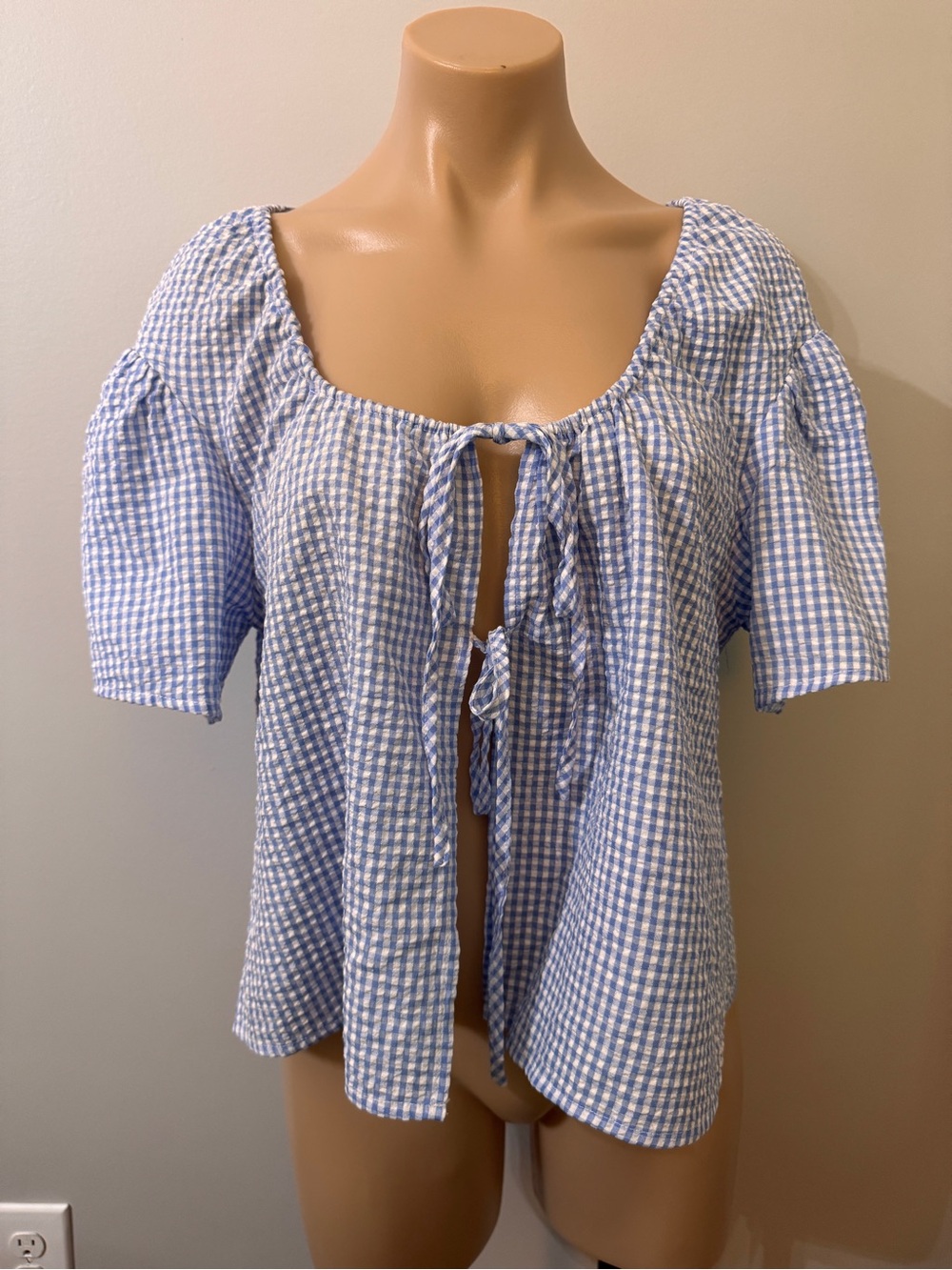 Beige Botany Tie Front Top Blue White Gingham Medium Seersucker Shirt